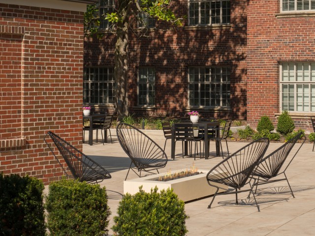 Garden patio with fire pit Garden patio with fire pit