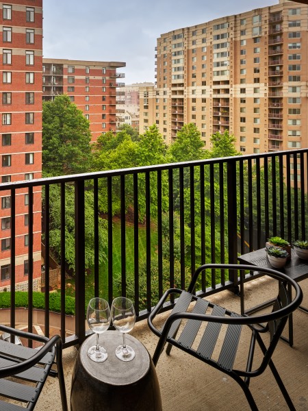 Apartments In Arlington Va Courtland Towers